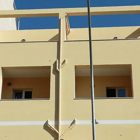 Domo Centro Konukevi 3*