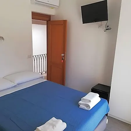 Domo Centro Affittacamere 3*