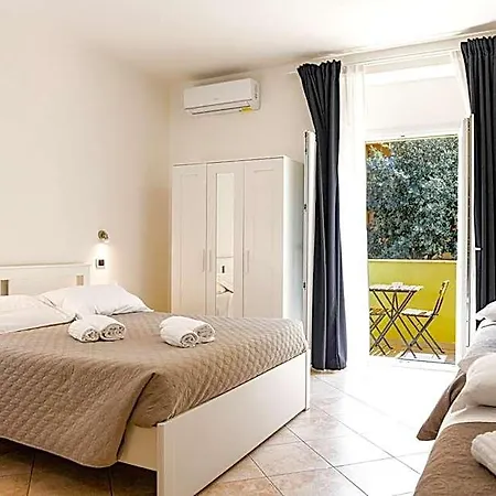 Domo Centro 3*