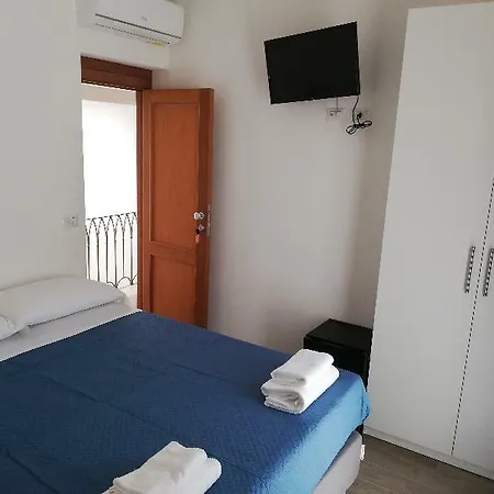 Domo Centro 3*